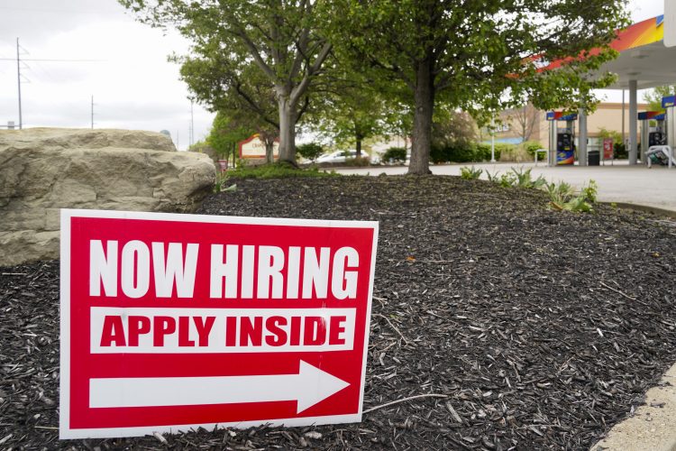 U.S. Chamber of Commerce seeks end to enhanced US jobless aid